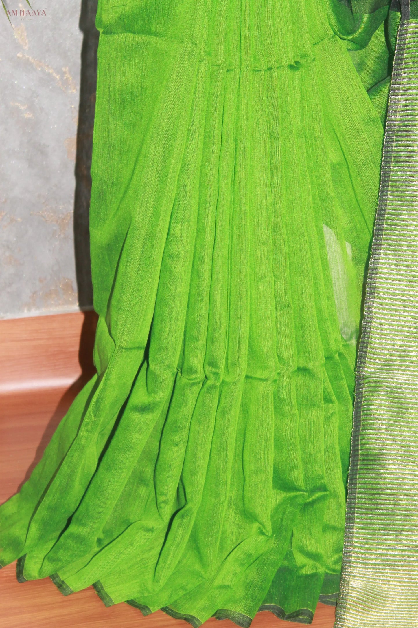 Matka Muslin Pāradarśita Kauśeya (कौशेय) Avante Meraki